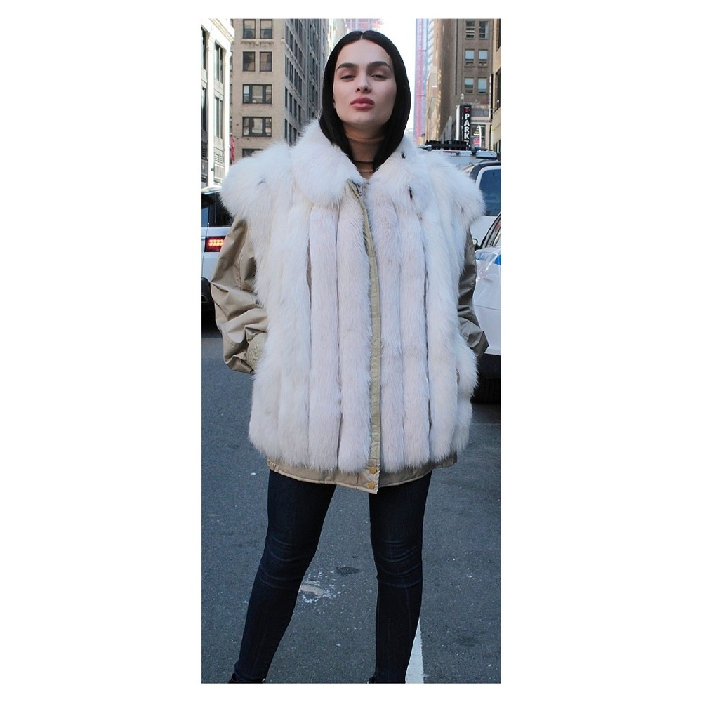 SOLD! Pre-owned Lynx Dyed Fox Poplin Sleeves